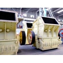 在砂石緊缺的非常時期，小型碎沙機(jī)發(fā)揮大作用