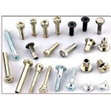 螺栓螺母等標準件。